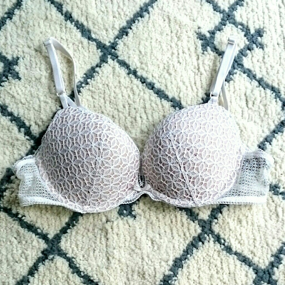 Victoria's Secret Very Sexy Push Up Bra 36A